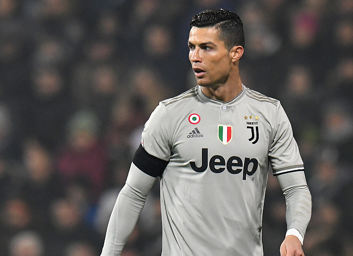 场上无可争 场上无可争