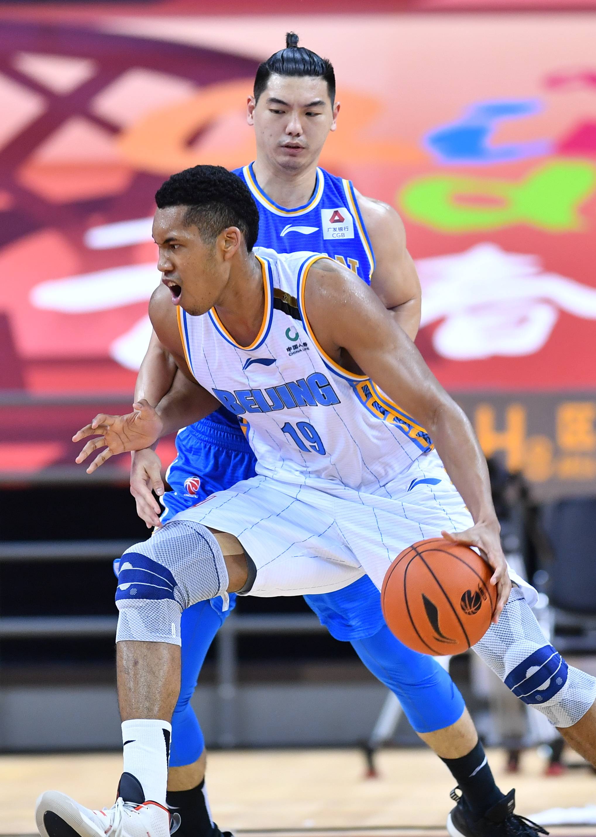 赛中完成了 赛中完成了